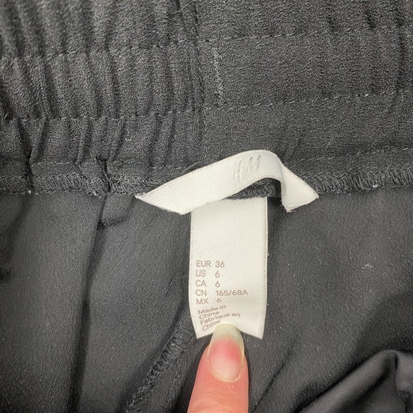 H&M Drawstring Pants - Picture 4 of 5